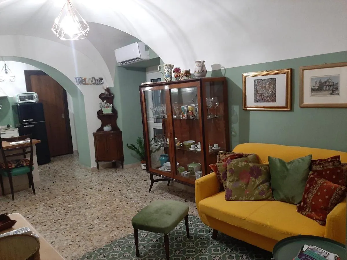 Casa Famoso Villa Catania 0*,  Italy