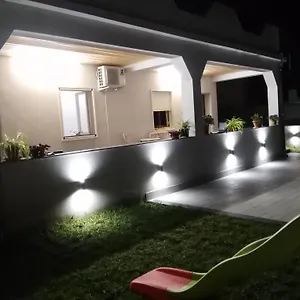 https://villa-andrea-catania.taorminaitalyhotels.com