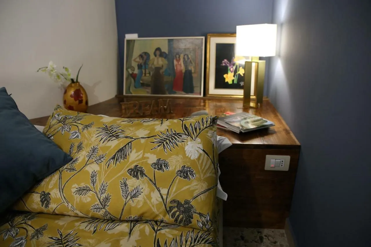 Holiday home Casa Famoso Villa Catania